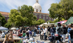 marché aux puces ladra lisbonne