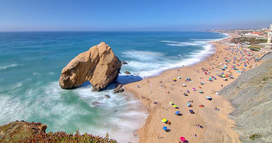 la plage de guincho près de Cascais au portugal